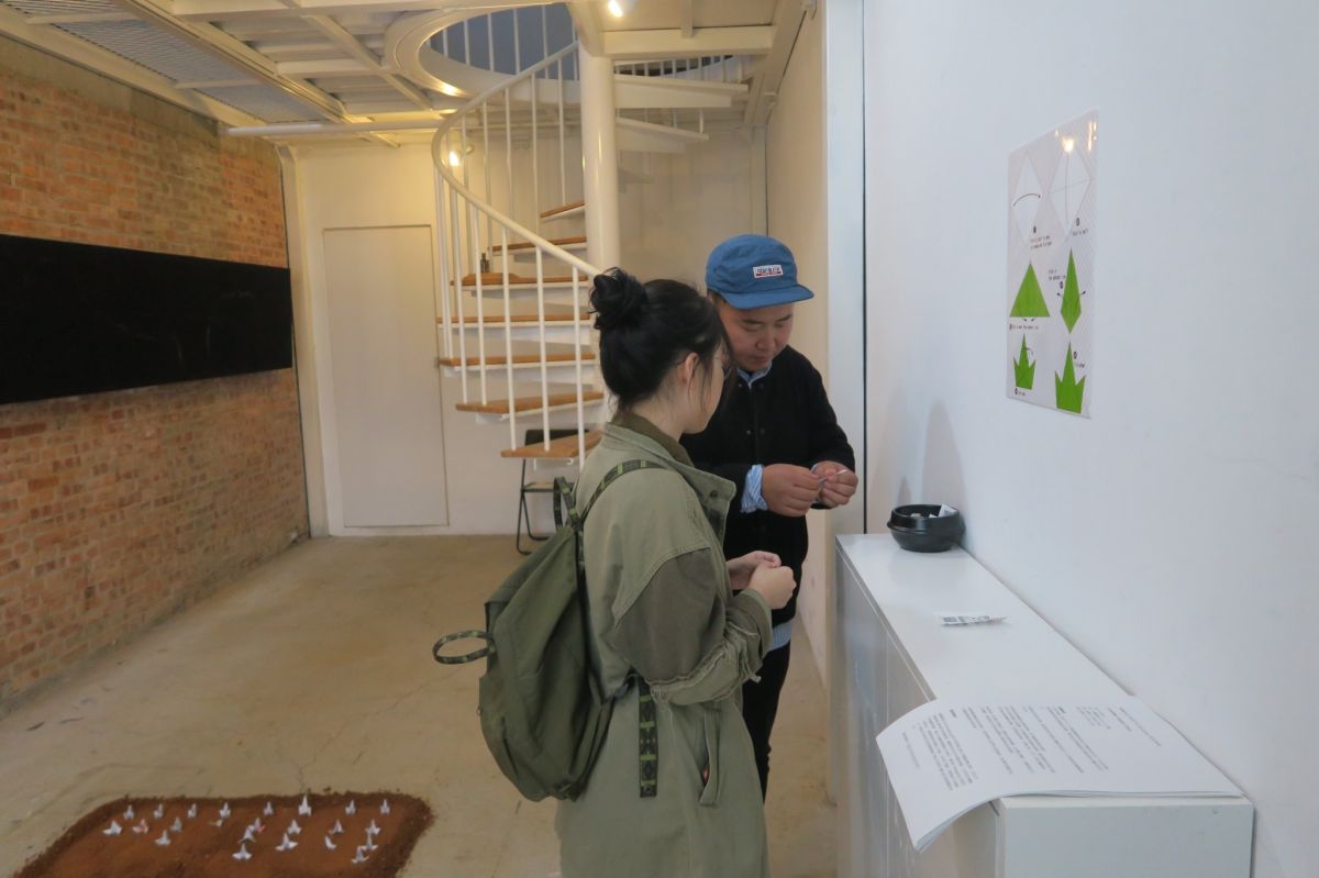 少女的祈禱 — 金登容駐村成果展 圖片 1