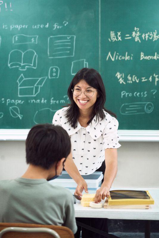 Nicolei Buendia Gupit—如何用手工紙製作感謝卡片 工作坊 圖片 16
