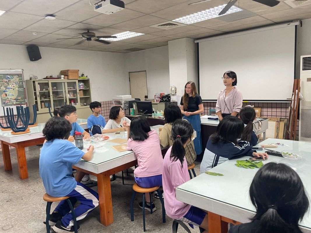 Heather Beardsley X高雄市鳳新高中美術班 圖片 3